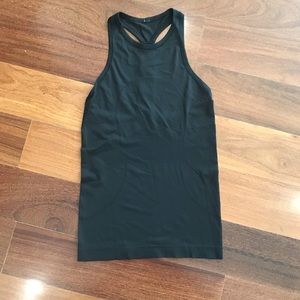 Lululemon swiftly tank with t-back strap